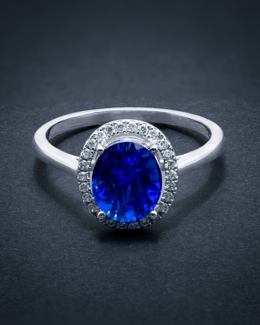 Blue Sapphire ring 2.16 Diamond 0.134