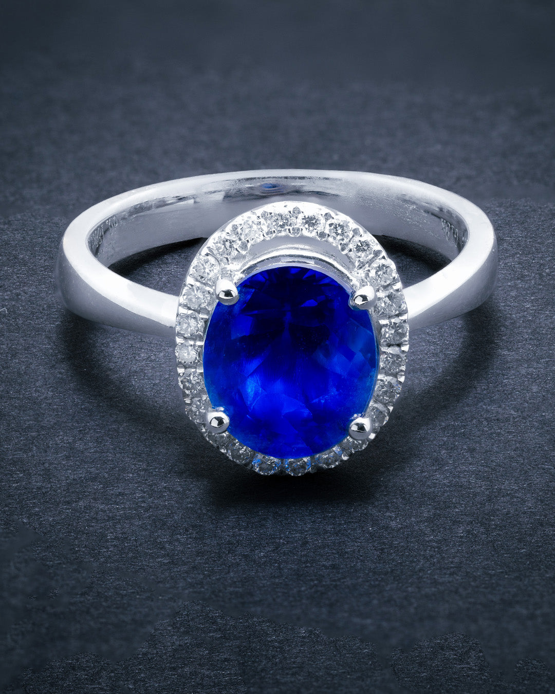 Blue Sapphire 2.63 Diamond 0.188