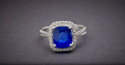 Blue Sapphire 3.09 Diamond 0.208