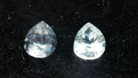 White Sapphire 2pcs 2.26